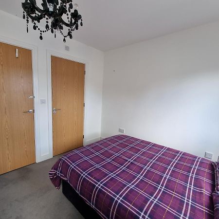 King En-Suite Close To The A30 Camborne Kültér fotó